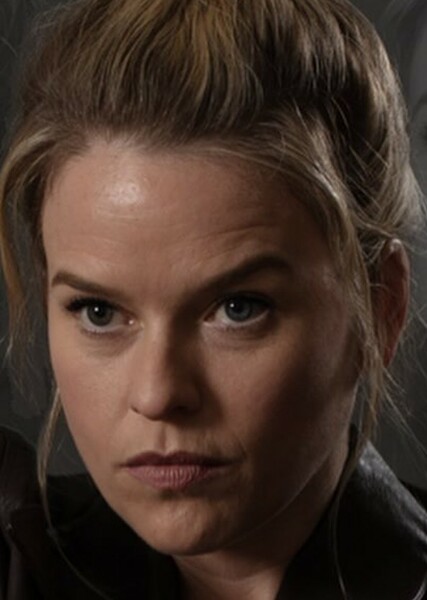 Alice Eve photo