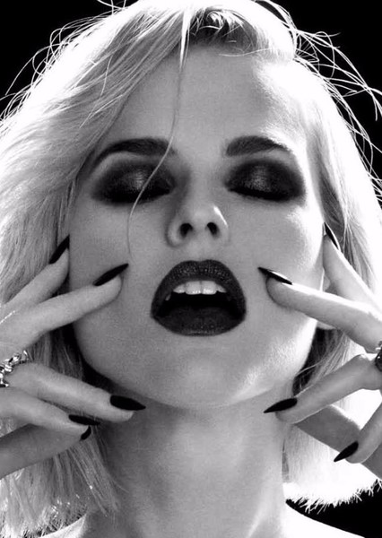 Alice Eve photo