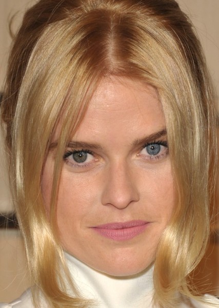 Alice Eve photo