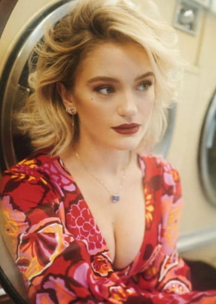 Alicia Agneson photo