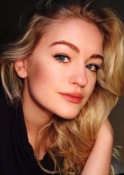 Alicia Agneson photo