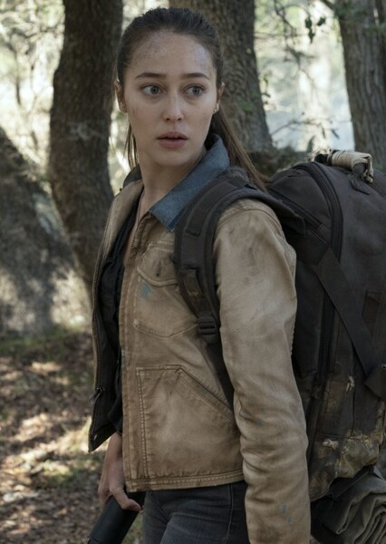 Alicia Debnam Carey photo
