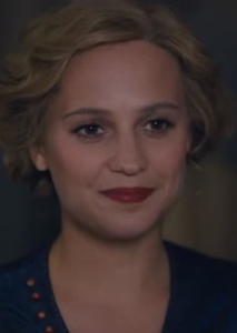 Alicia Vikander