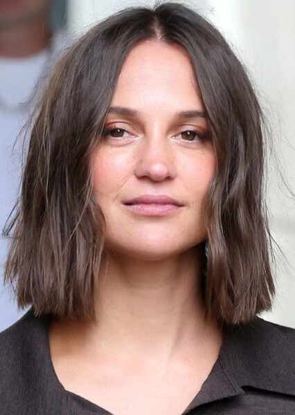 Alicia Vikander photo