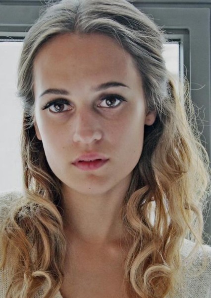 Alicia Vikander