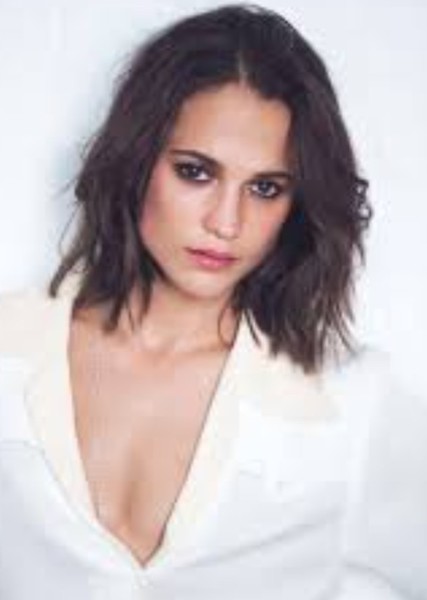 Alicia Vikander photo