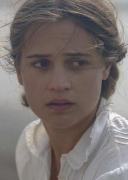 Alicia Vikander photo