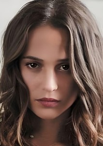 Alicia Vikander