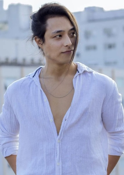 Alick Akio photo