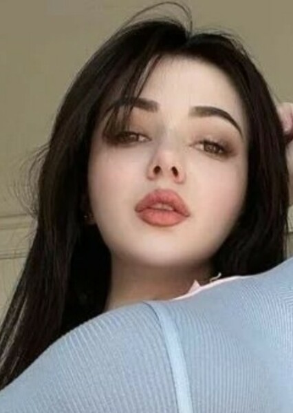 Alina Becker photo