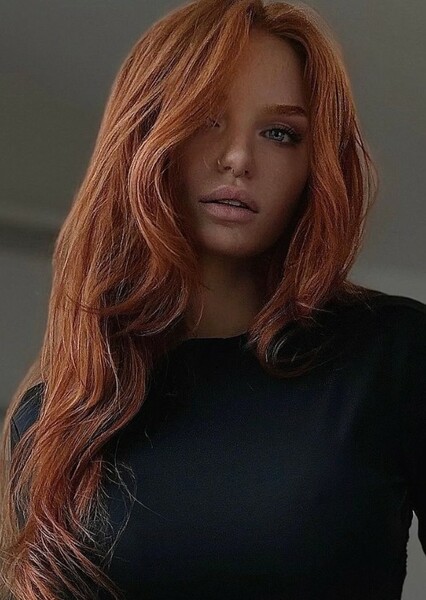 Alina Nesterenko photo