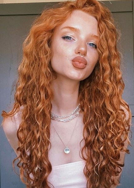 Alina Nesterenko photo