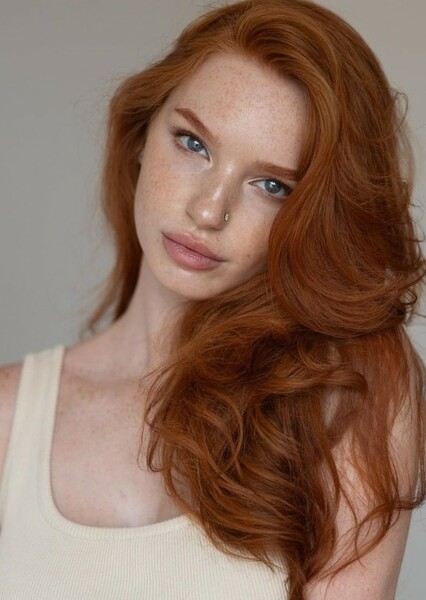 Alina Nesterenko photo