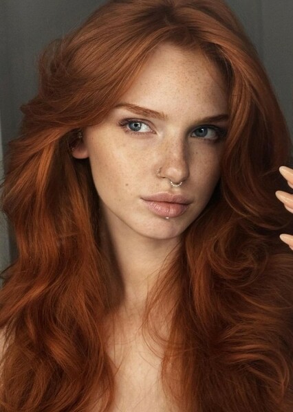 Alina Nesterenko photo
