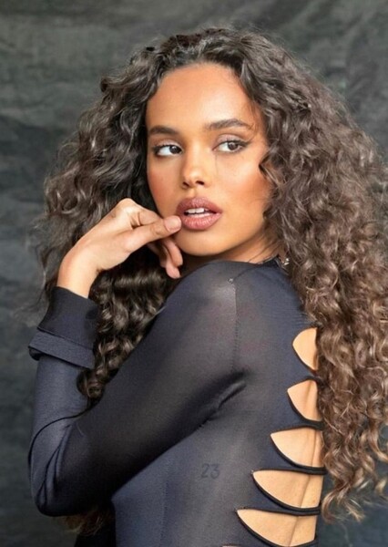 Alisha Boe photo