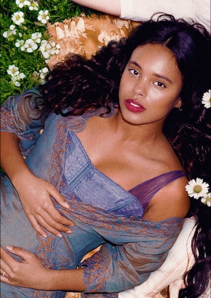 Alisha Boe photo