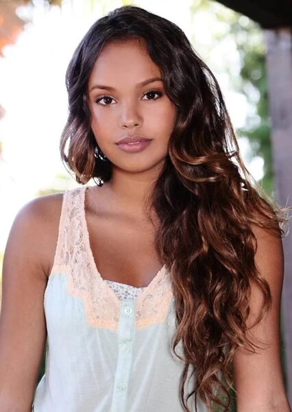 Alisha Boe photo