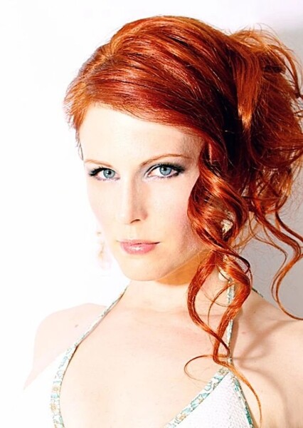 Alison MacInnis photo