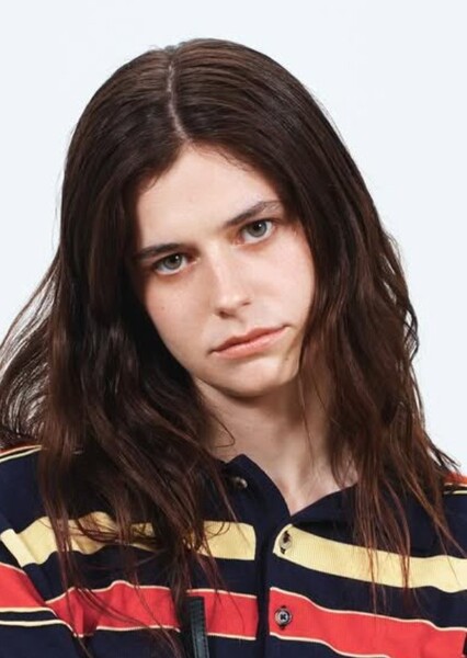 Alison Oliver photo