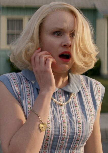 Alison Pill photo