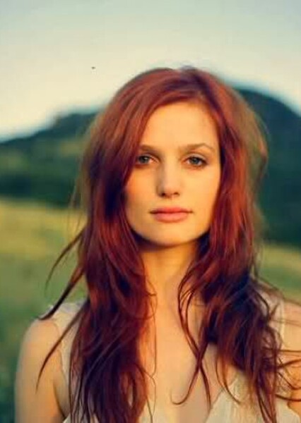 Alison Sudol photo