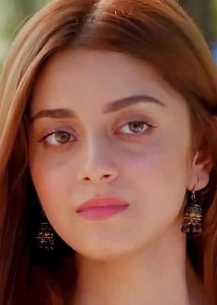 Alizeh Shah photo