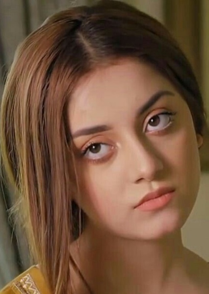 Alizeh Shah photo