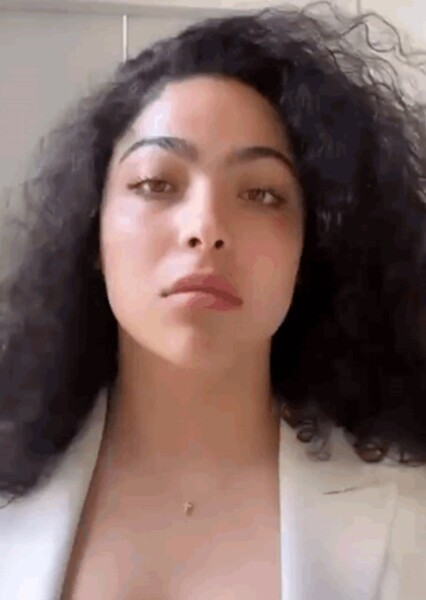 Allegra Acosta photo