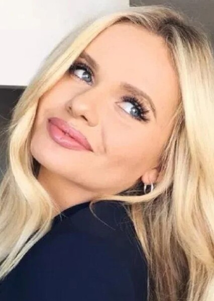 Alli Simpson photo