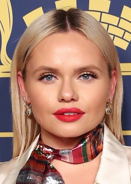 Alli Simpson photo