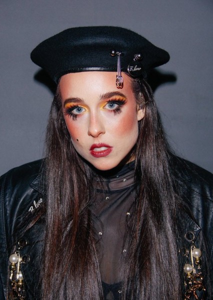 Allie X photo
