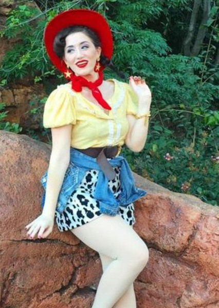 Allison Erland photo