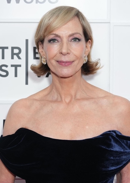 Allison Janney photo