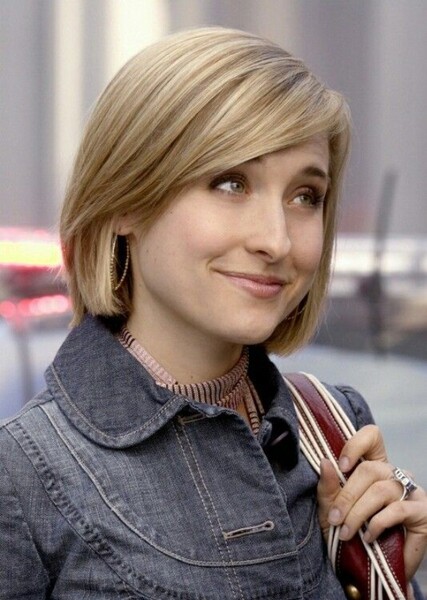 Allison Mack photo