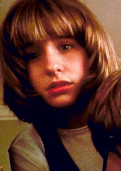 Allison Mack photo