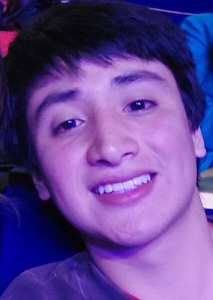 Alonso Almendras photo
