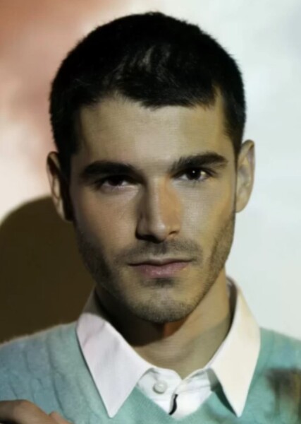 Alvaro Mel Height photo