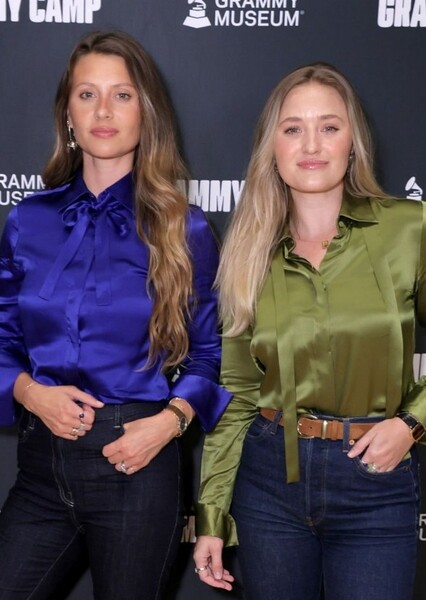 Aly & AJ photo