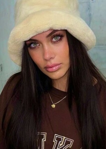 Aly Aleyna photo