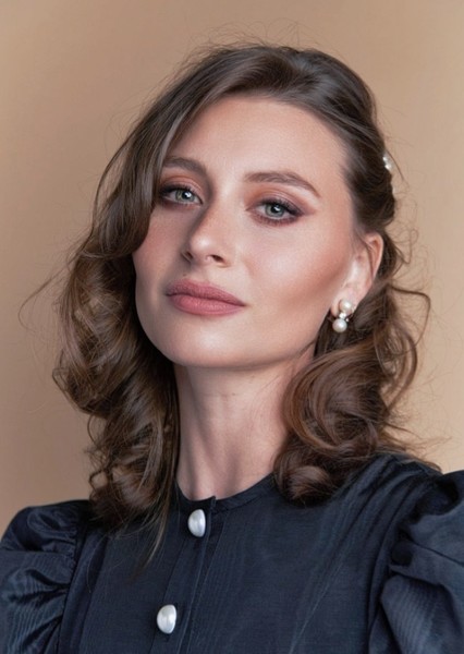 Aly Michalka photo