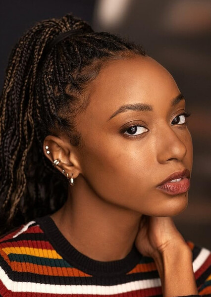 Alyah Chanelle Scott photo