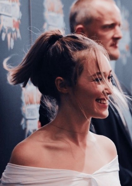Alycia Debnam-Carey photo