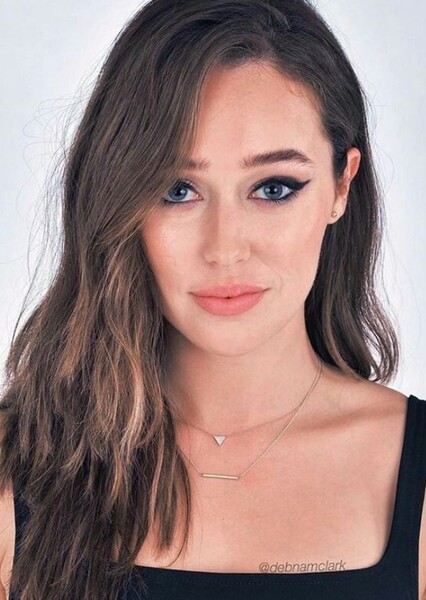 Alycia Debnam-Carey photo