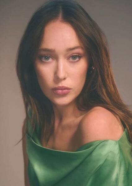 Alycia Debnam-Carey photo
