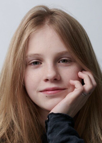 Alyla Browne