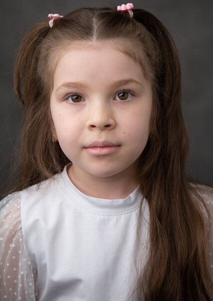 Alyona Melnik photo