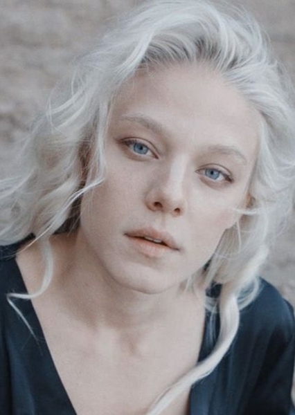 Alyona Mikhailova photo