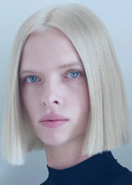 Alyona Subbotina photo