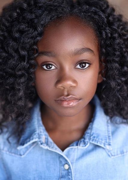 Alyse Elna Lewis photo
