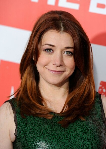 Alyson Hannigan photo